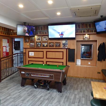 פוקברס The Red Lion Tavern מראה חיצוני תמונה